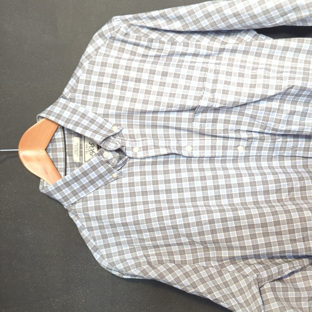 Jos a bank 1905 16 1/2 -34 Dress Shirt